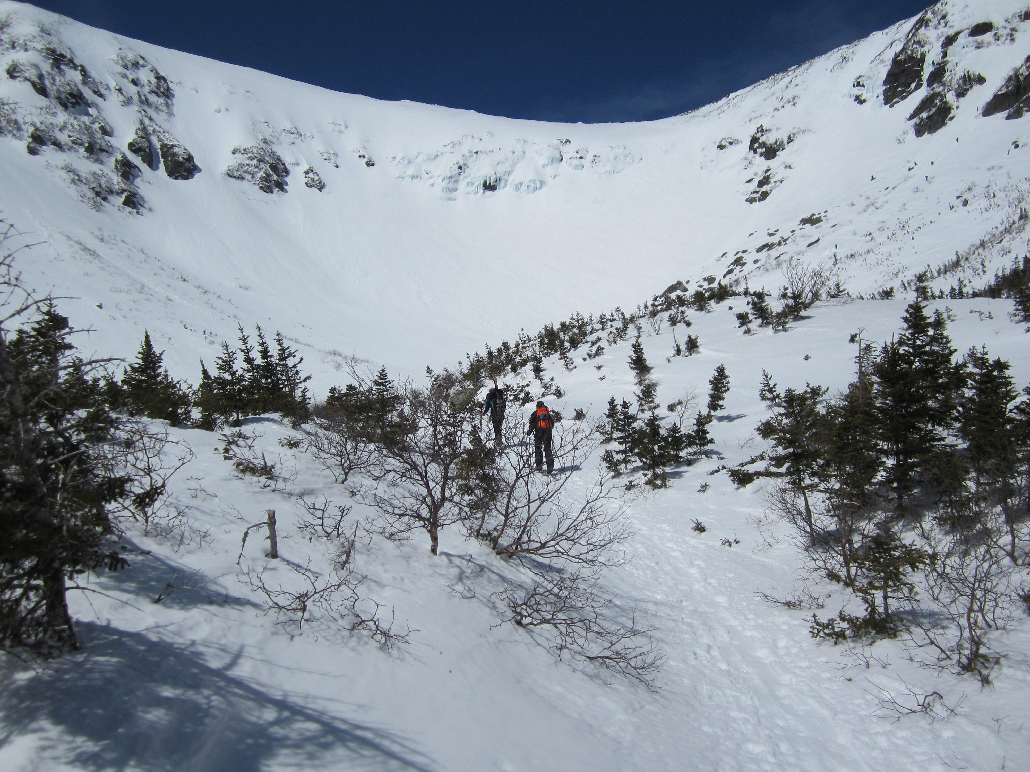 Tuckerman Ravine on April 11, 2014. The Lip is between the ice in the center and the rock band to its right. New England Ski Museum photo. 